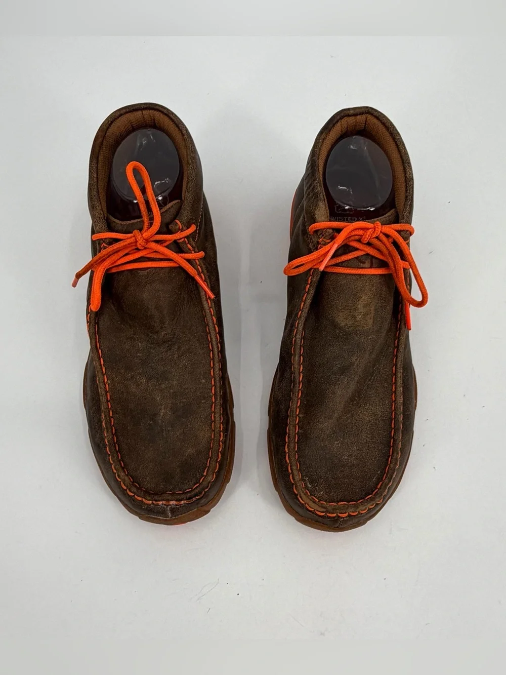 Twisted X Chukka Driving Moc Shoe Men's 9.5 M Brown Leather Orange Laces MDM0019
